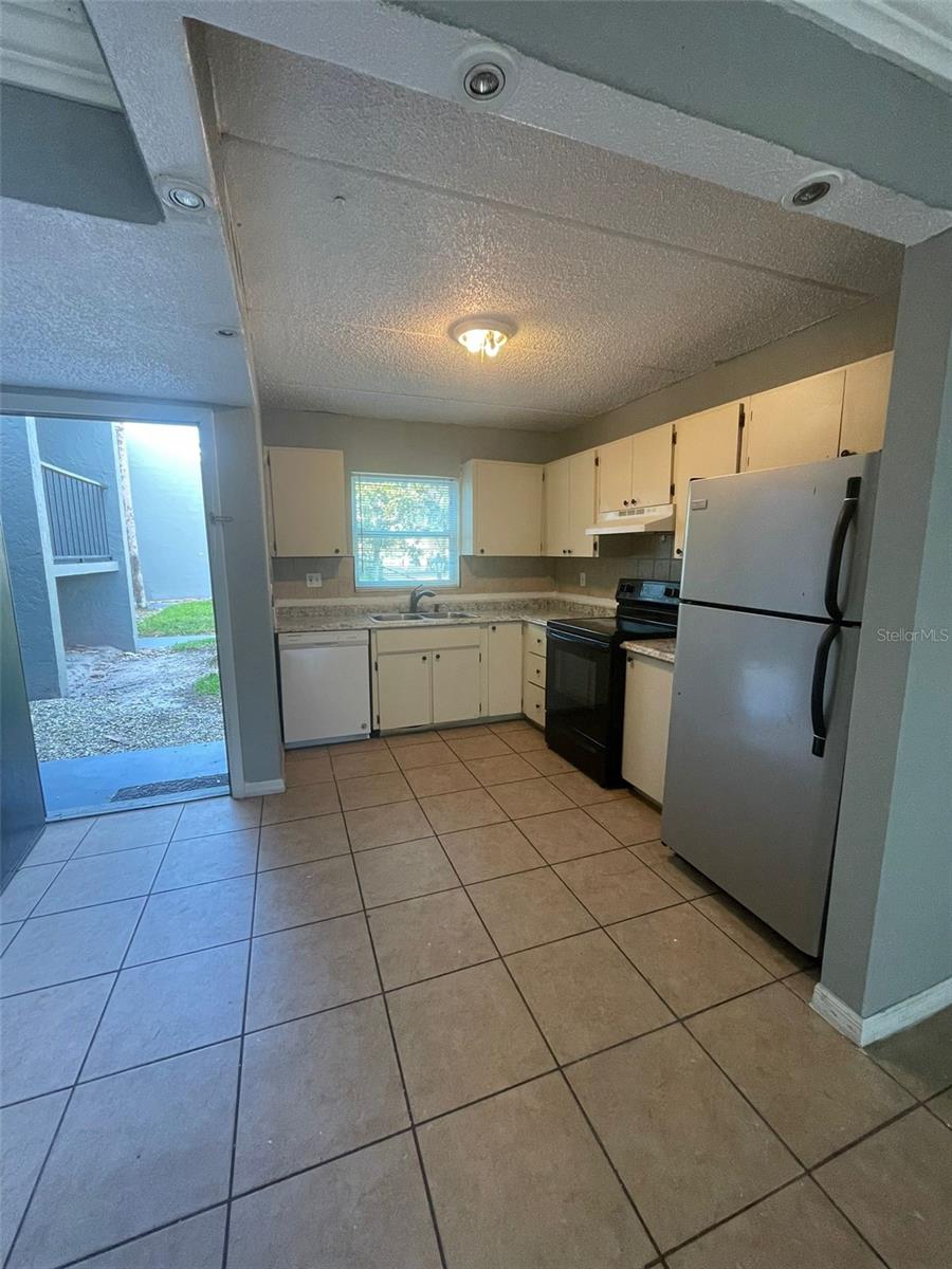 14413 Americana Unit 105, Tampa, FL 33613