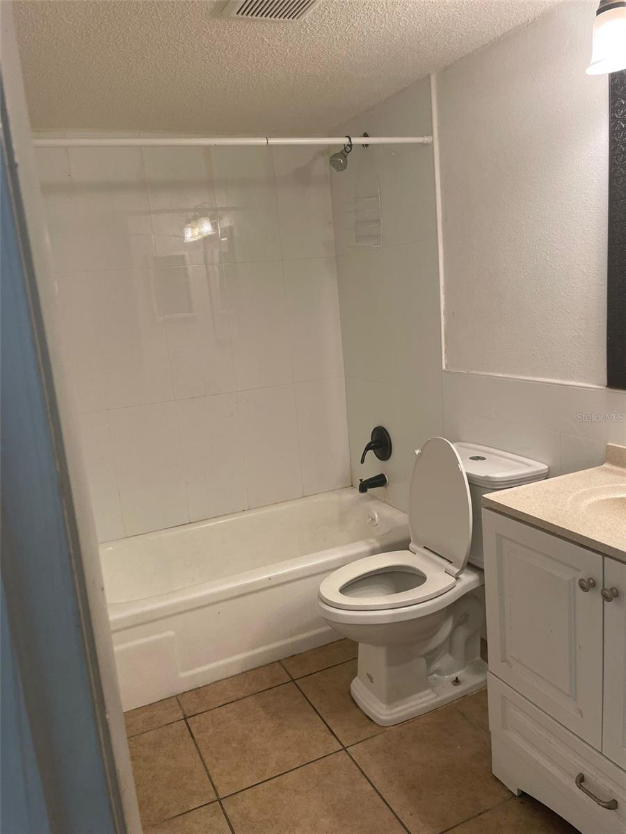 14413 Americana Unit 105, Tampa, FL 33613