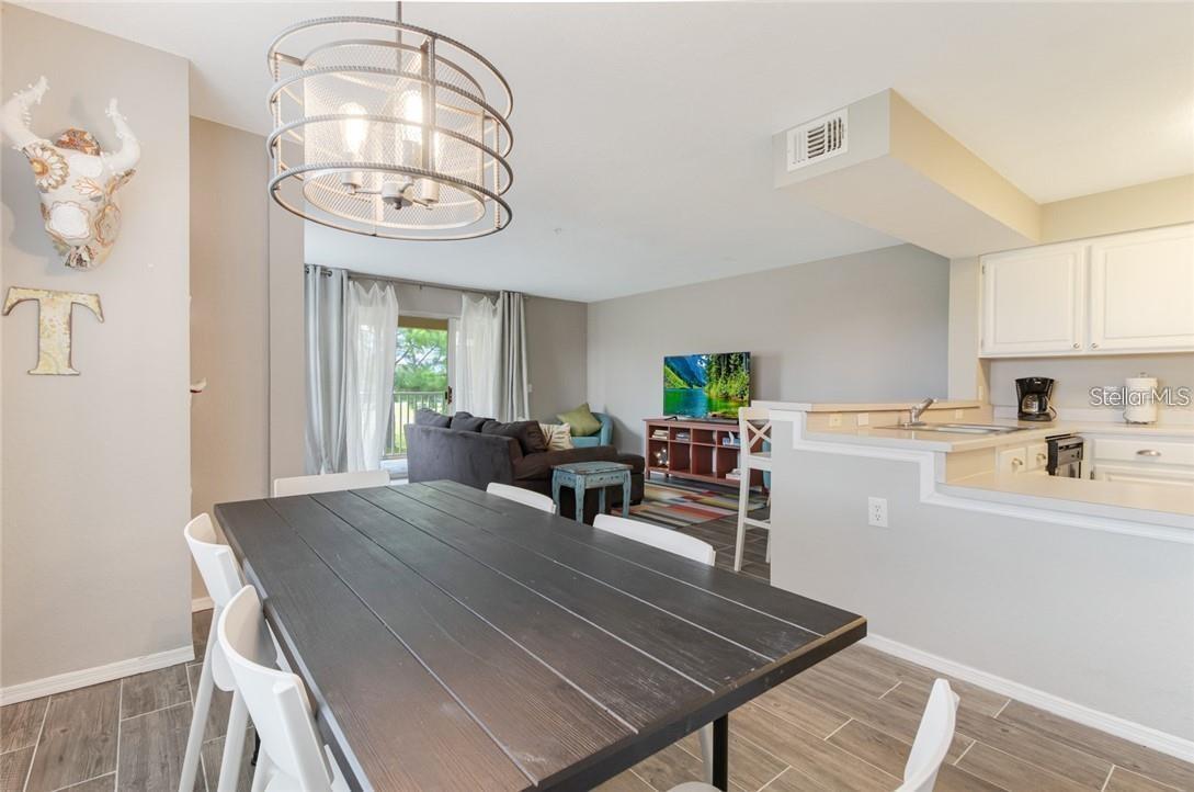 13953 Fairway Island Unit 621, Orlando, FL 32837