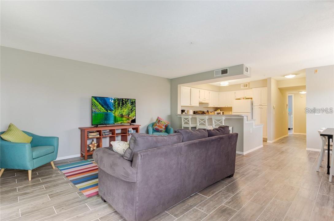 13953 Fairway Island Unit 621, Orlando, FL 32837