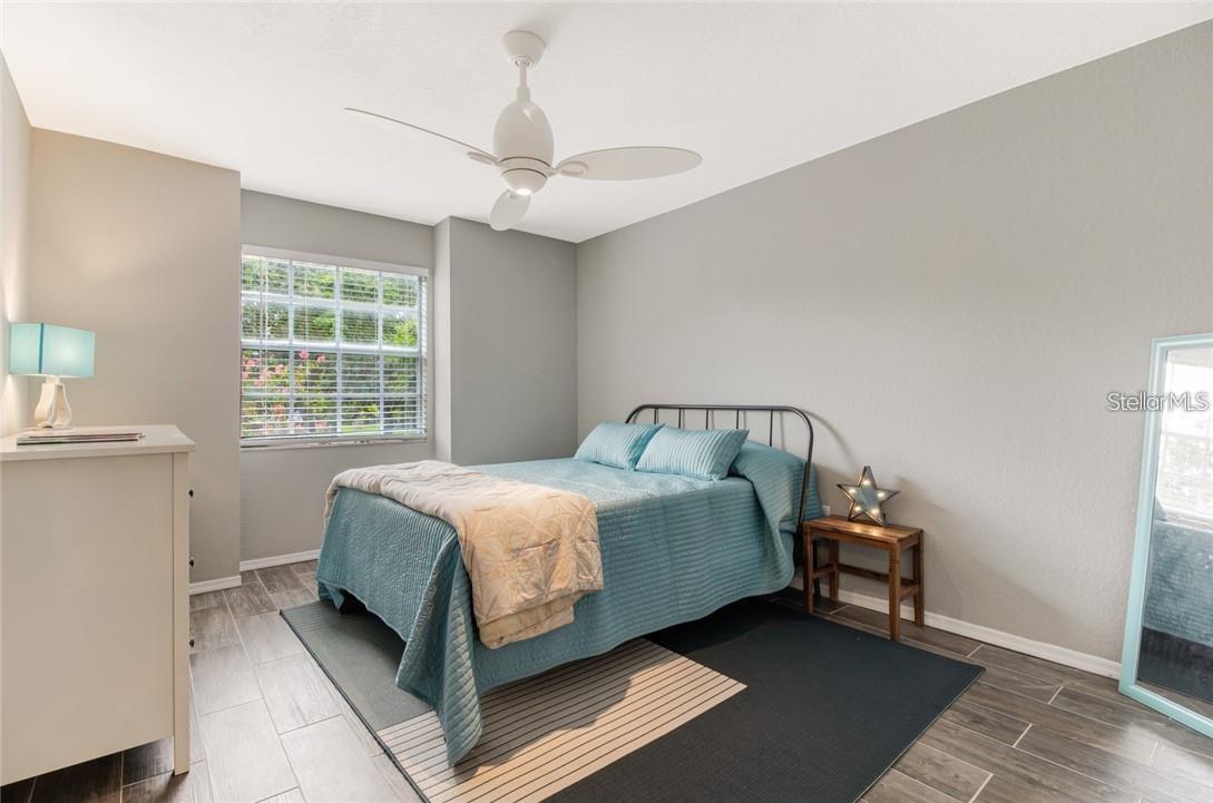 13953 Fairway Island Unit 621, Orlando, FL 32837