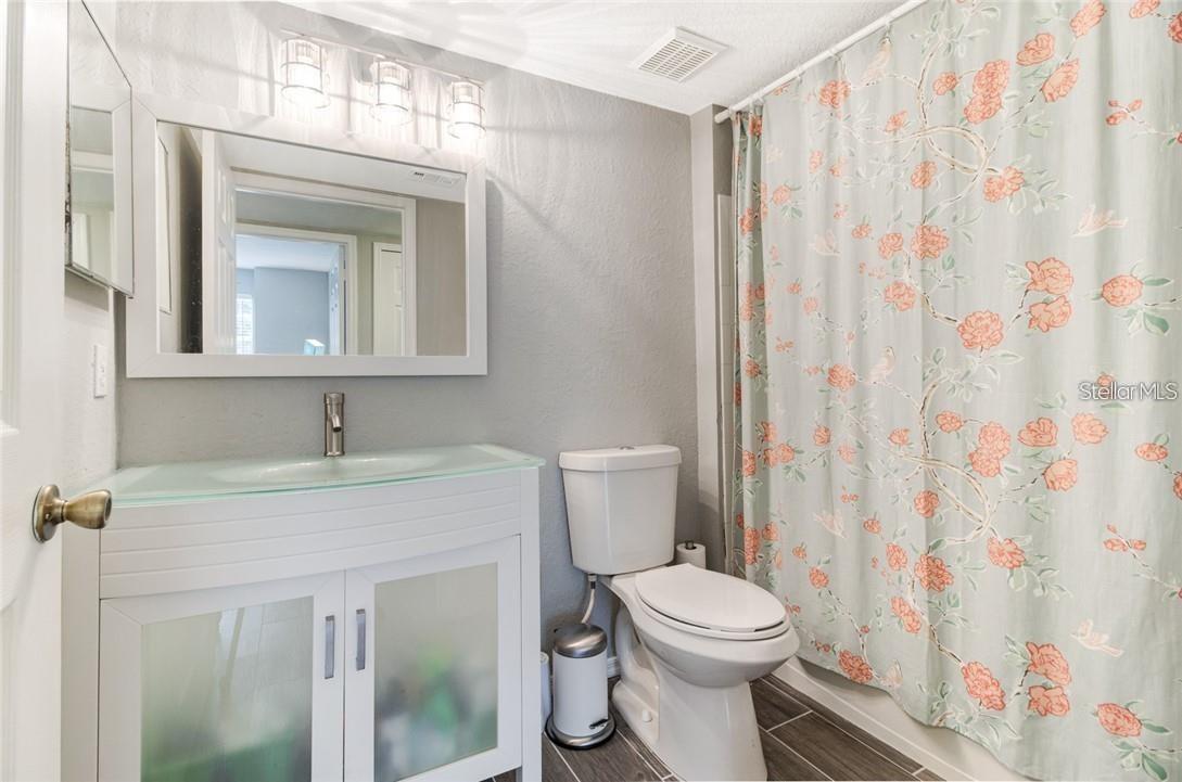 13953 Fairway Island Unit 621, Orlando, FL 32837
