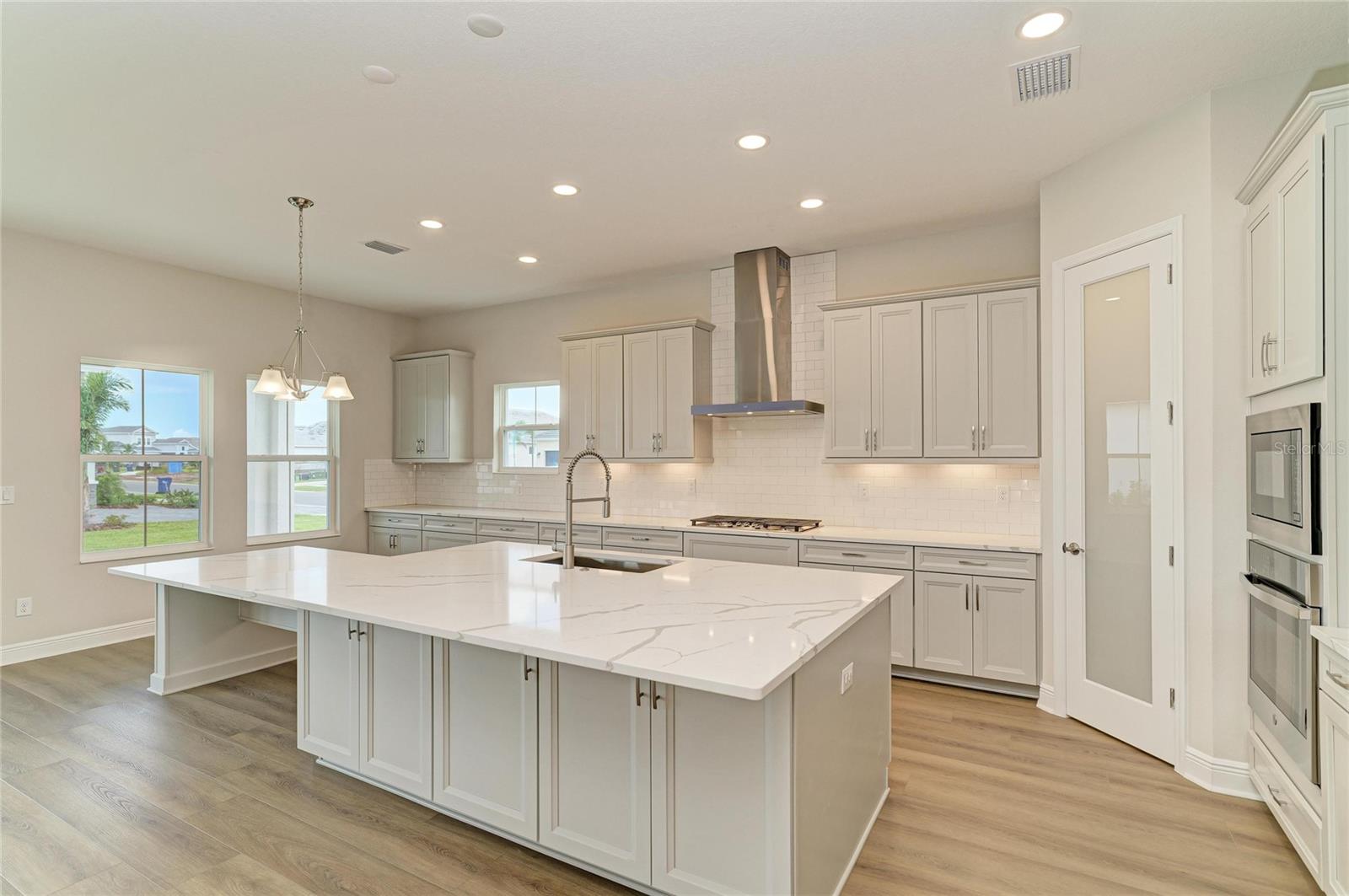 10245 Cross River, Parrish, FL 34219