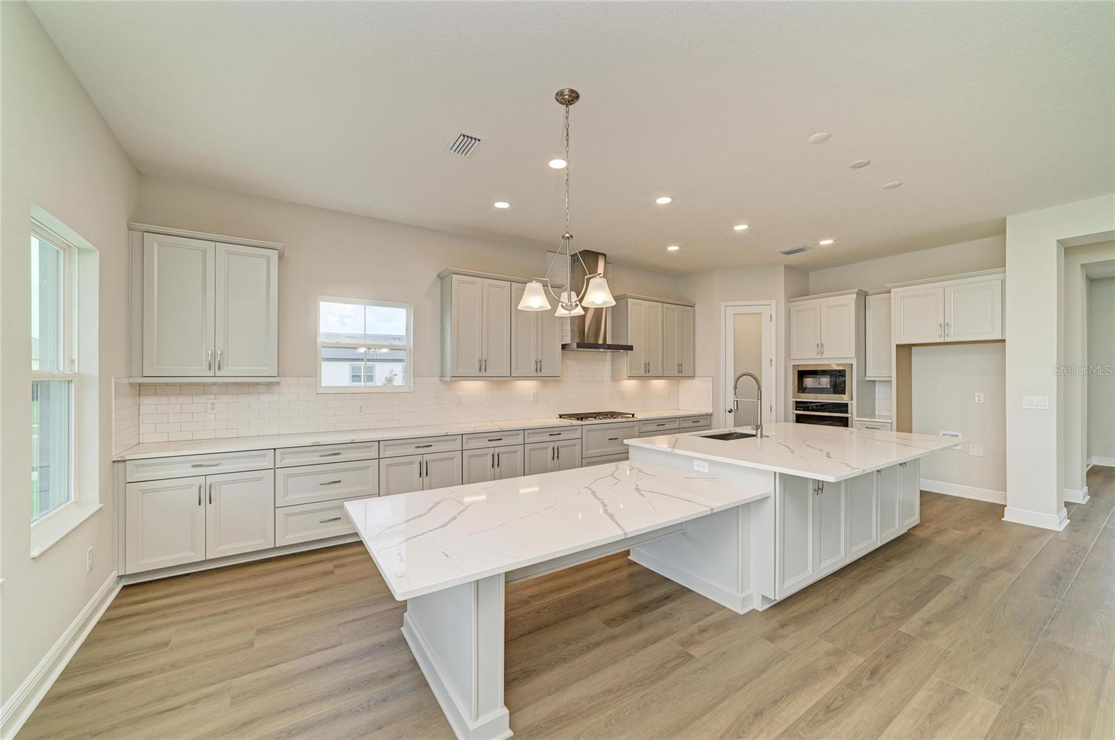 10245 Cross River, Parrish, FL 34219
