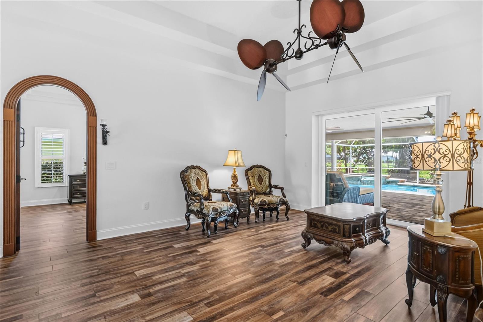 8309 Shadow Pine, Sarasota, FL 34238