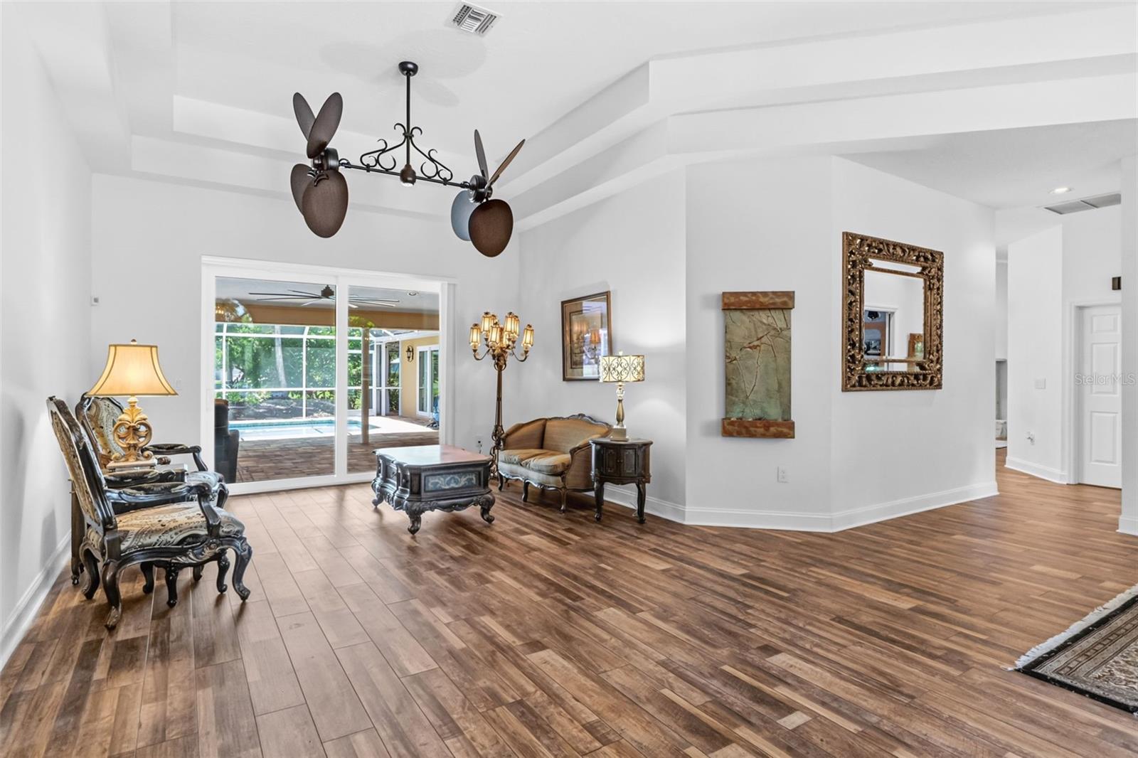 8309 Shadow Pine, Sarasota, FL 34238