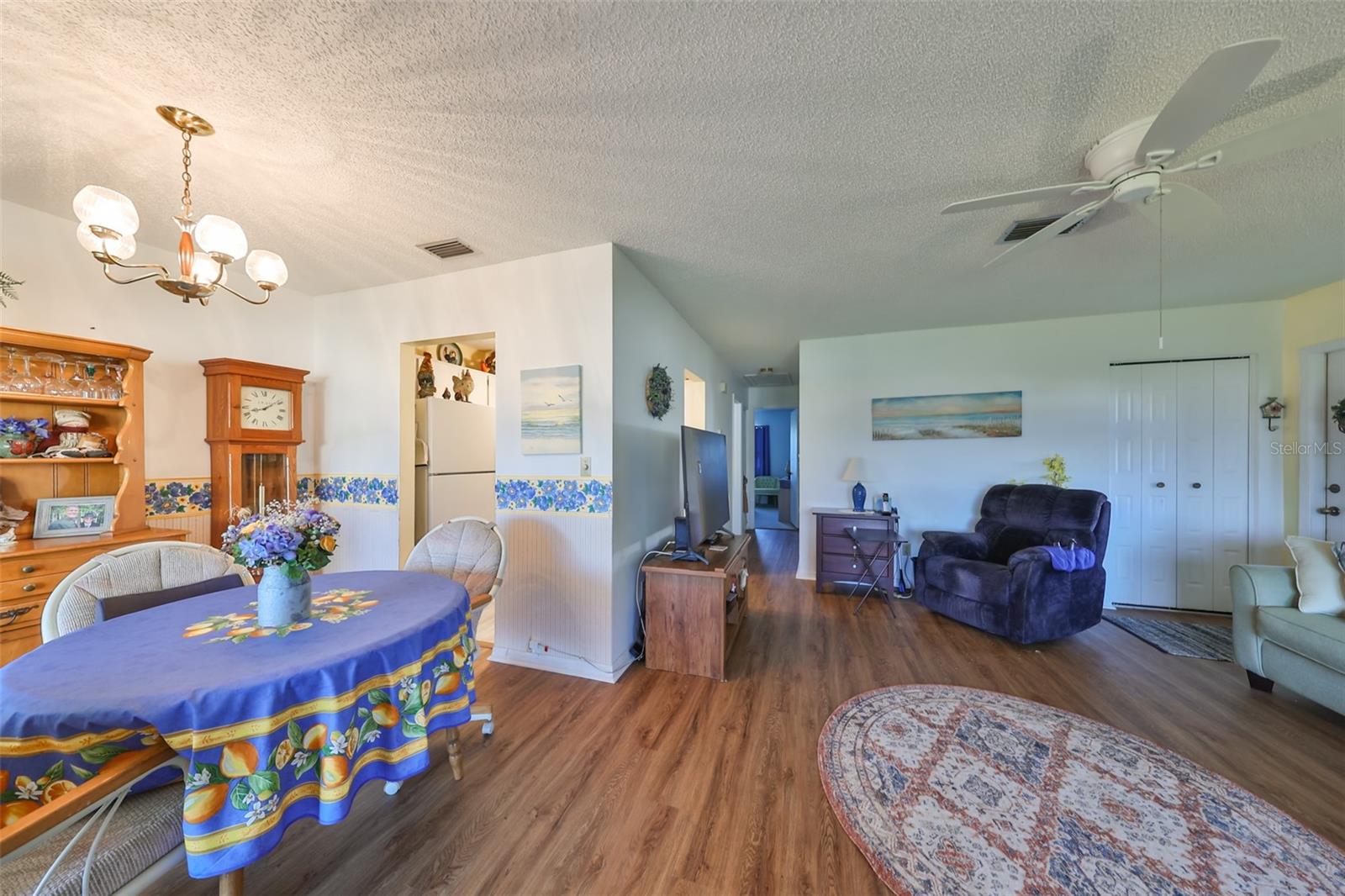 1901 Canterbury Unit 19, Sun City Center, FL 33573