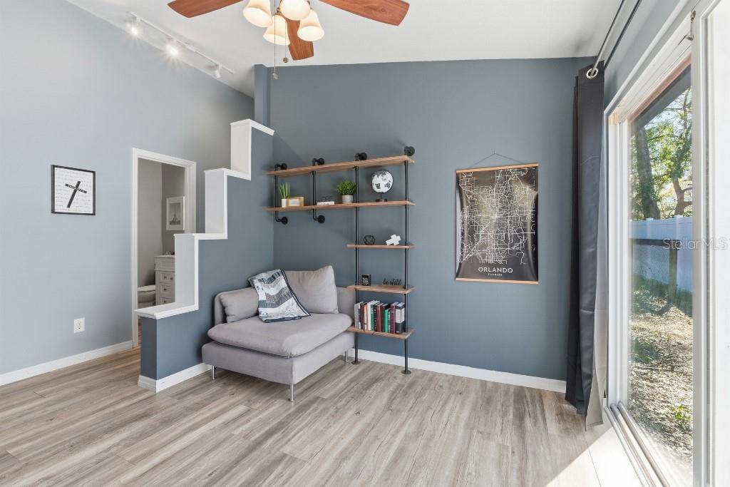 25130 Ensley, Sorrento, FL 32776