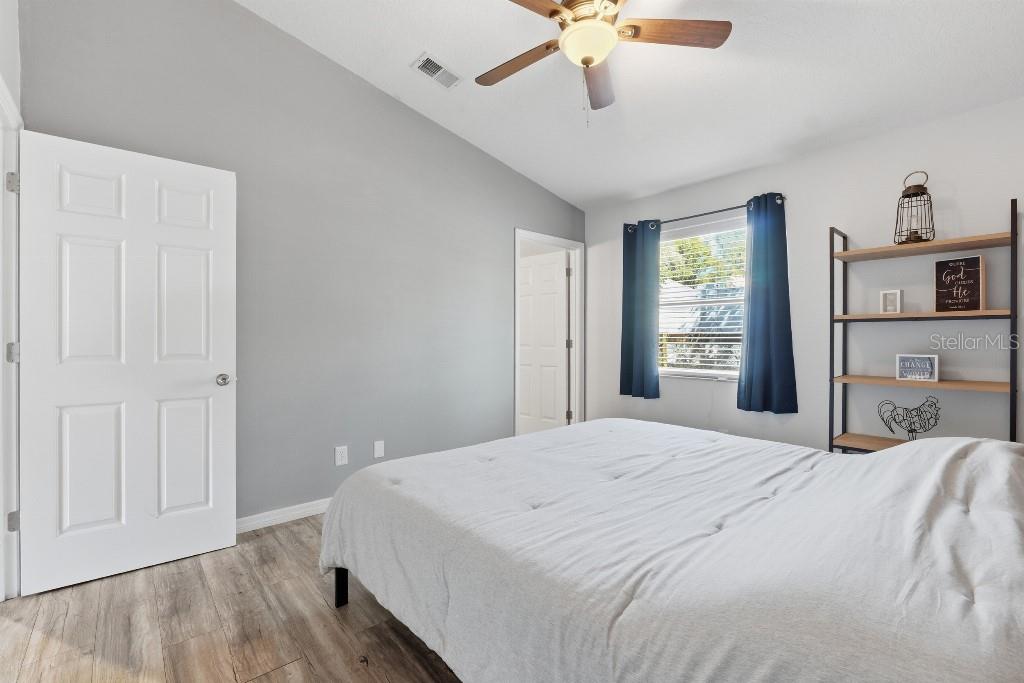 25130 Ensley, Sorrento, FL 32776