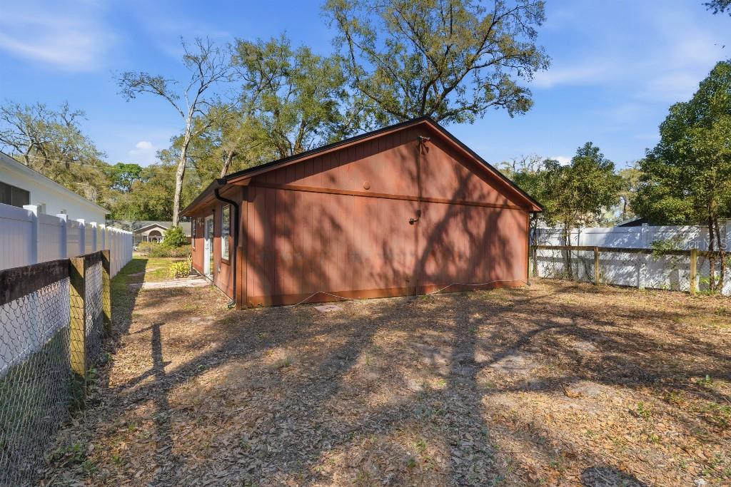 25130 Ensley, Sorrento, FL 32776