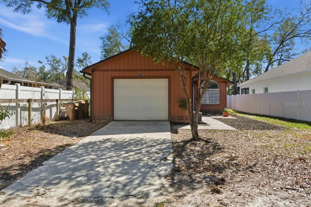 25130 Ensley, Sorrento, FL 32776