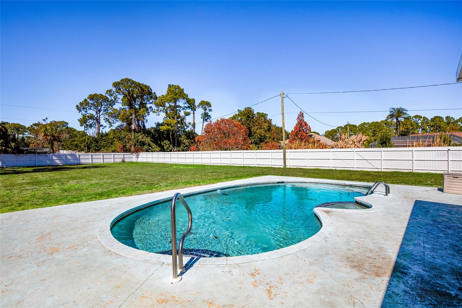 323 Greenwood, Lehigh Acres, FL 33936