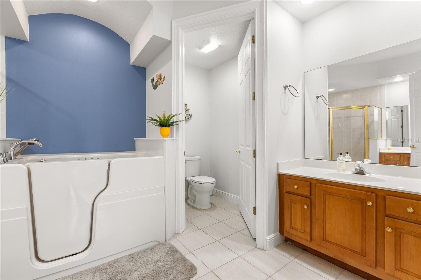 102 Camino Real Unit 102, Howey In the Hills, FL 34737