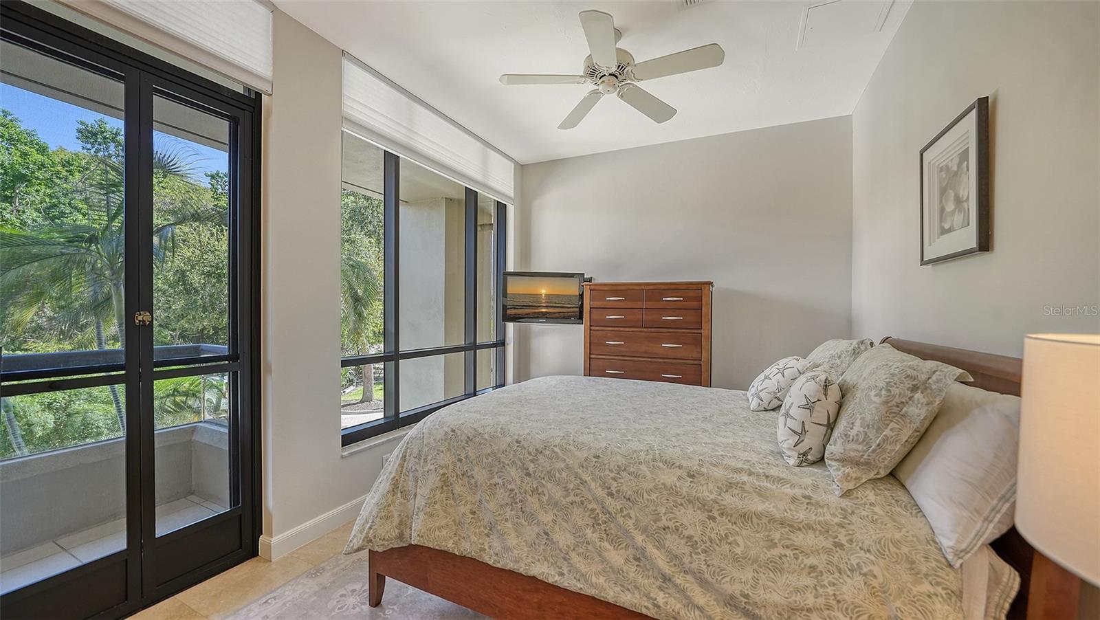 1241 Gulf of Mexico Unit 111, Longboat Key, FL 34228