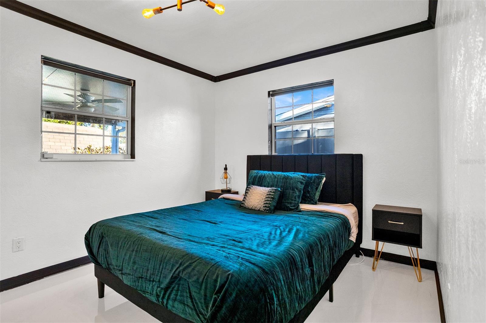 5564 63rd, St Petersburg, FL 33709