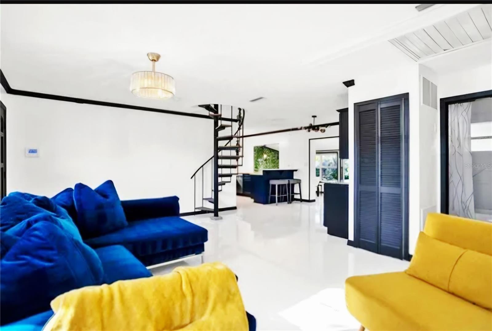 5564 63rd, St Petersburg, FL 33709