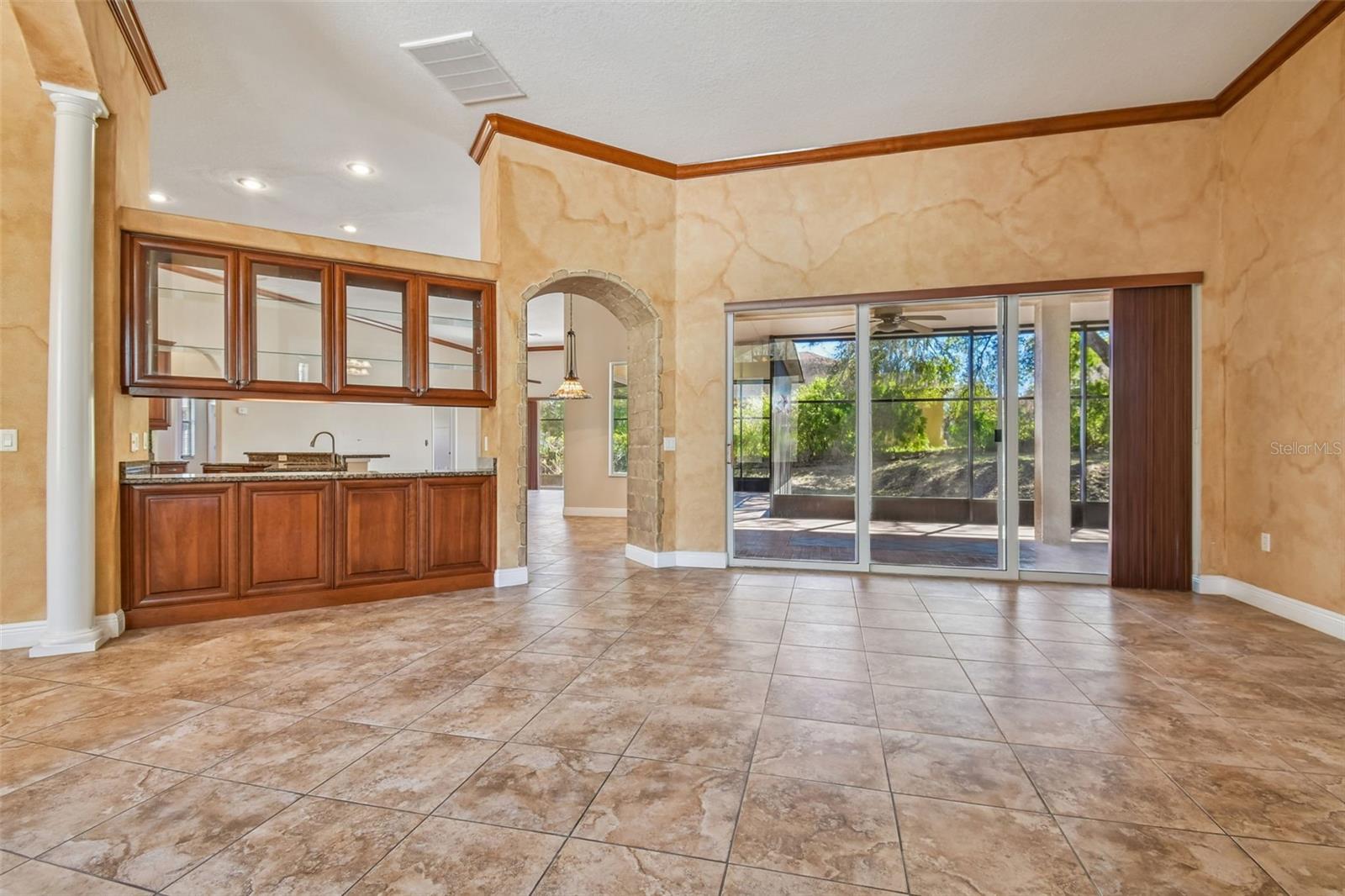 614 Vintage, Brandon, FL 33511