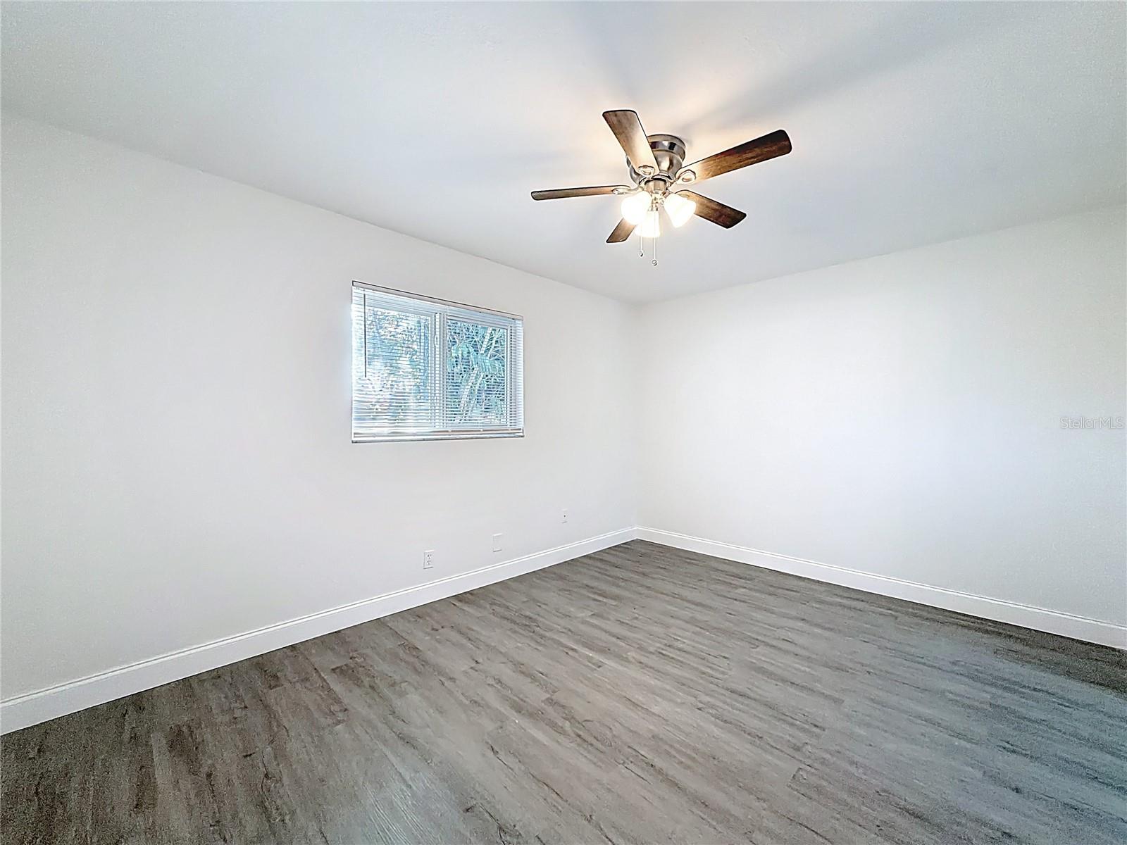 819 Helmsman, Palm Harbor, FL 34685
