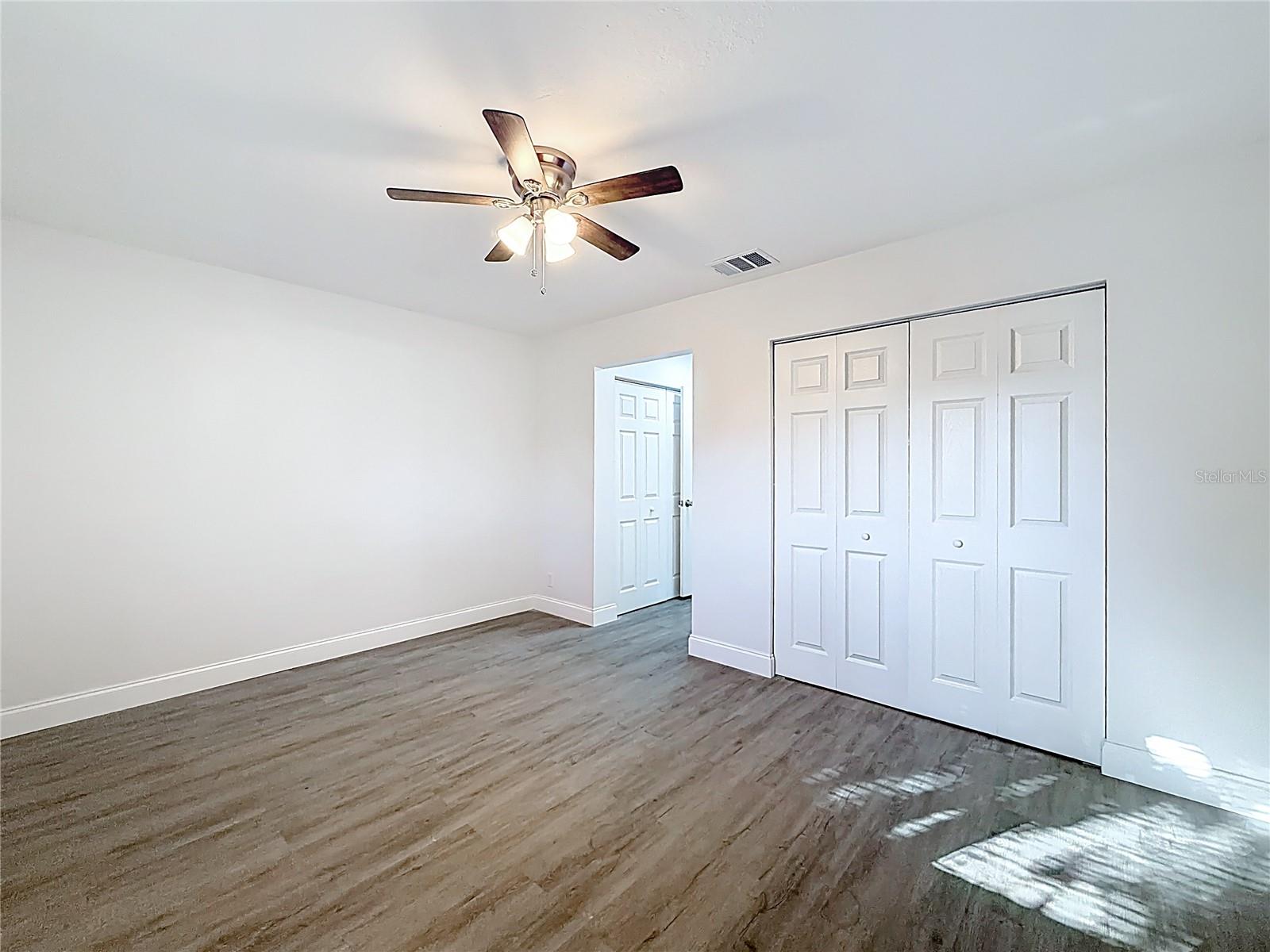 819 Helmsman, Palm Harbor, FL 34685