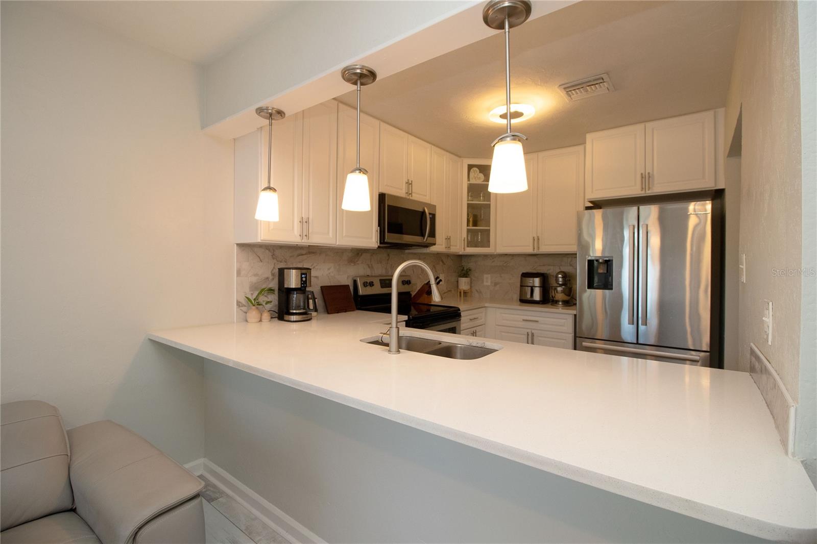 1547 35th, St Petersburg, FL 33704