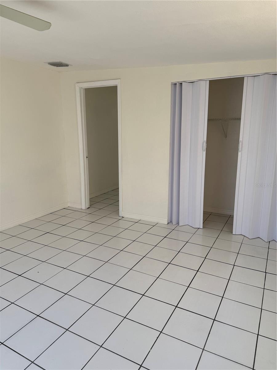 4737 56th, St Petersburg, FL 33714