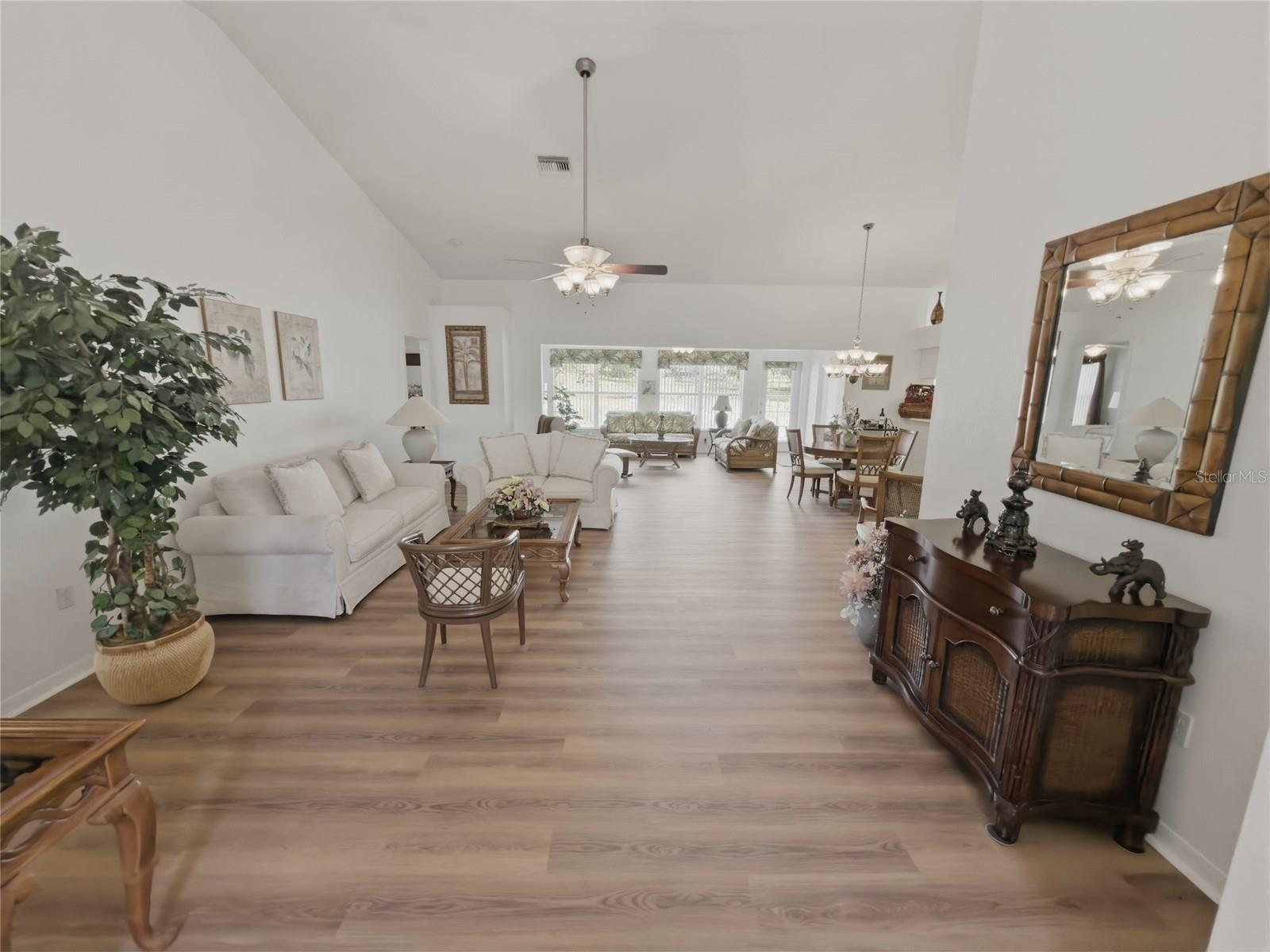 11131 Hollander, Hudson, FL 34667