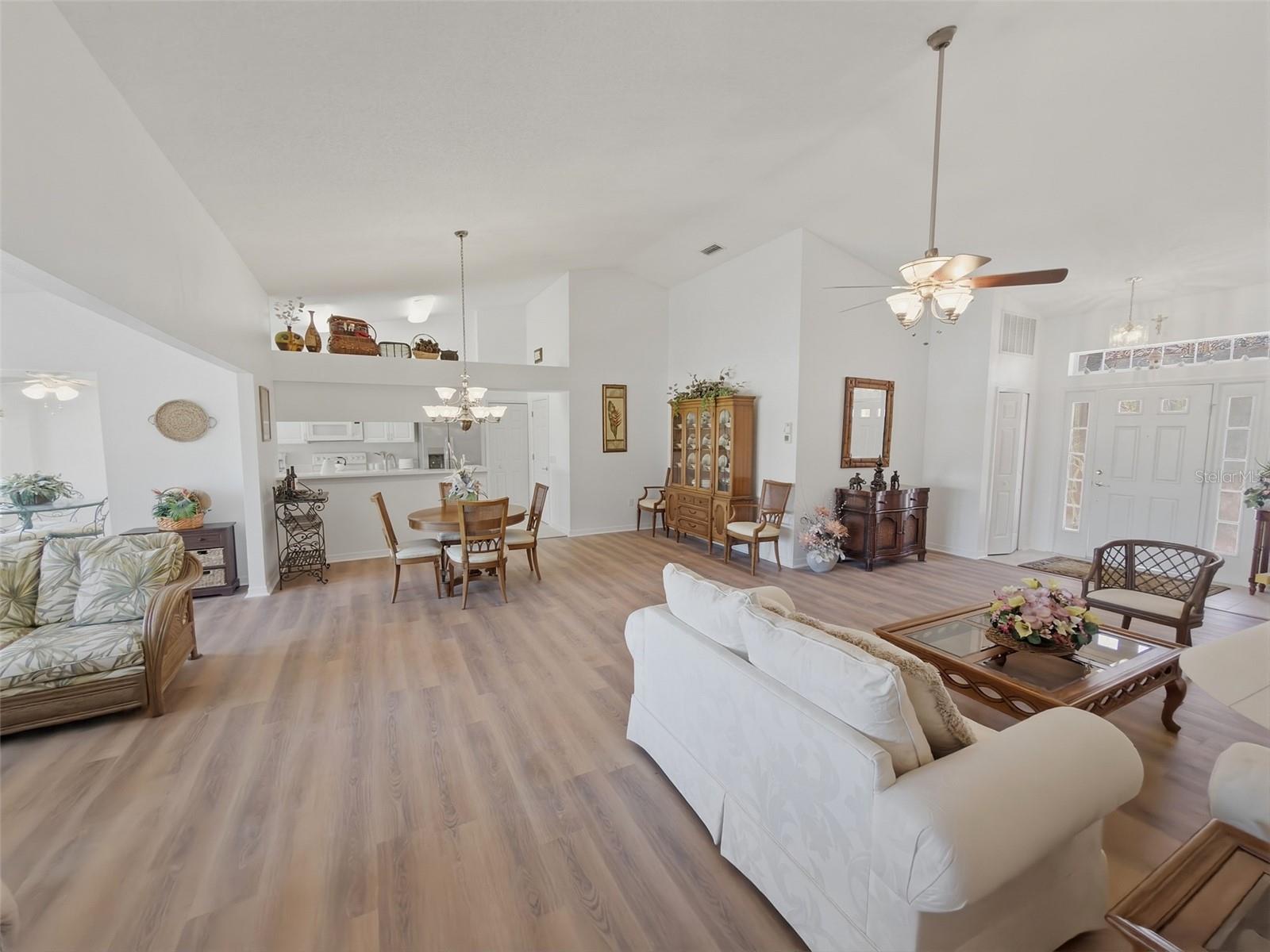 11131 Hollander, Hudson, FL 34667
