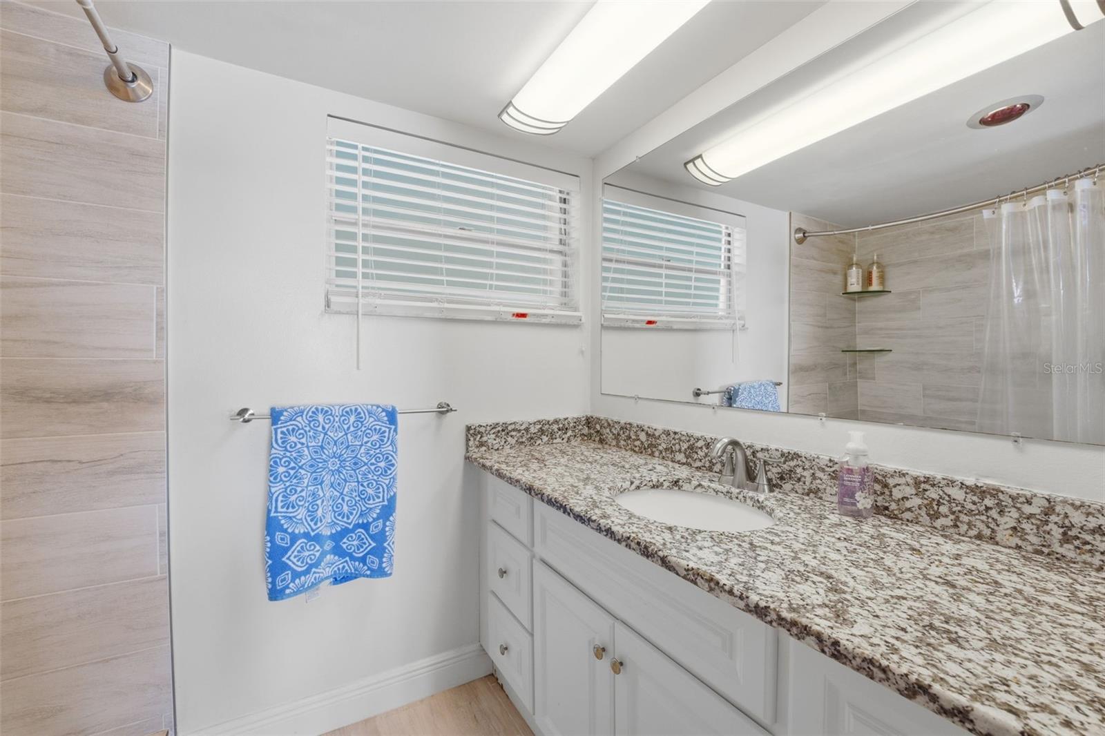 4440 Exeter Unit 106, Longboat Key, FL 34228