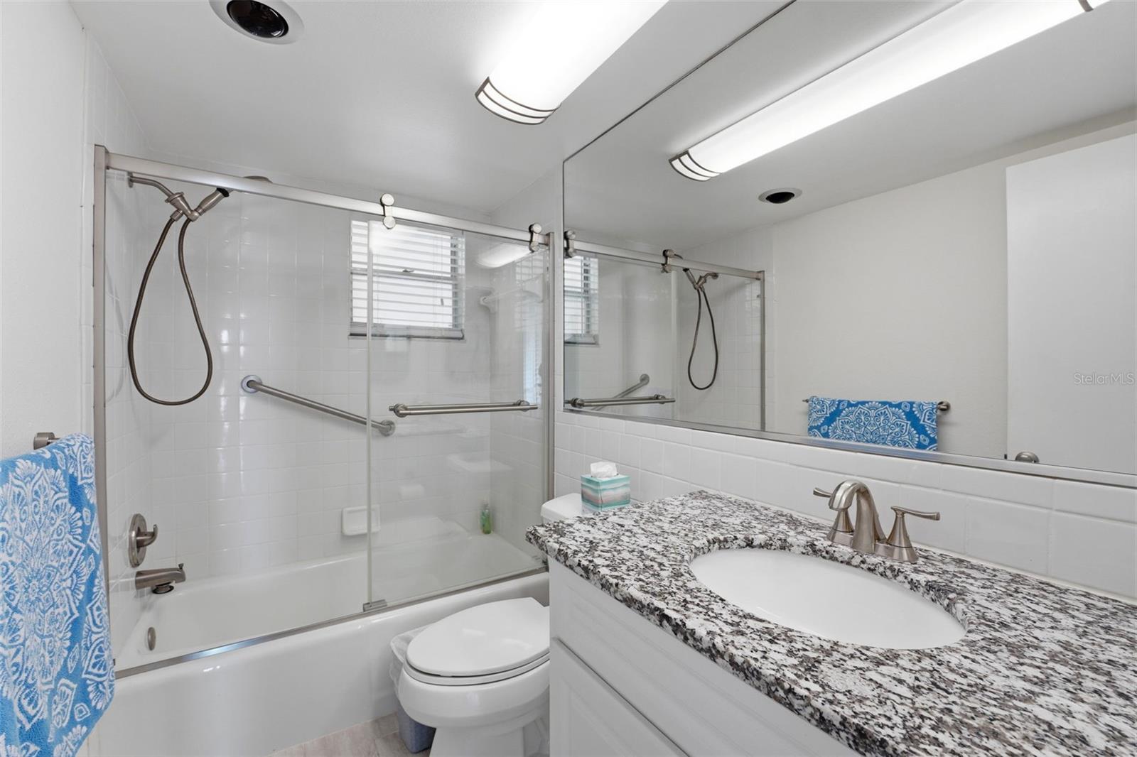 4440 Exeter Unit 106, Longboat Key, FL 34228