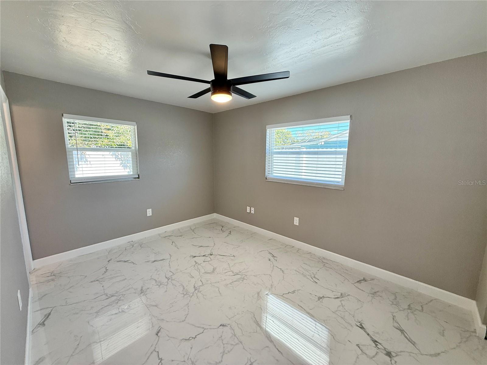 715 65th Avenue, Bradenton, FL 34207