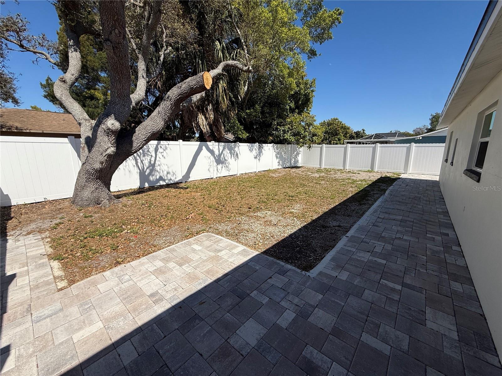 715 65th Avenue, Bradenton, FL 34207
