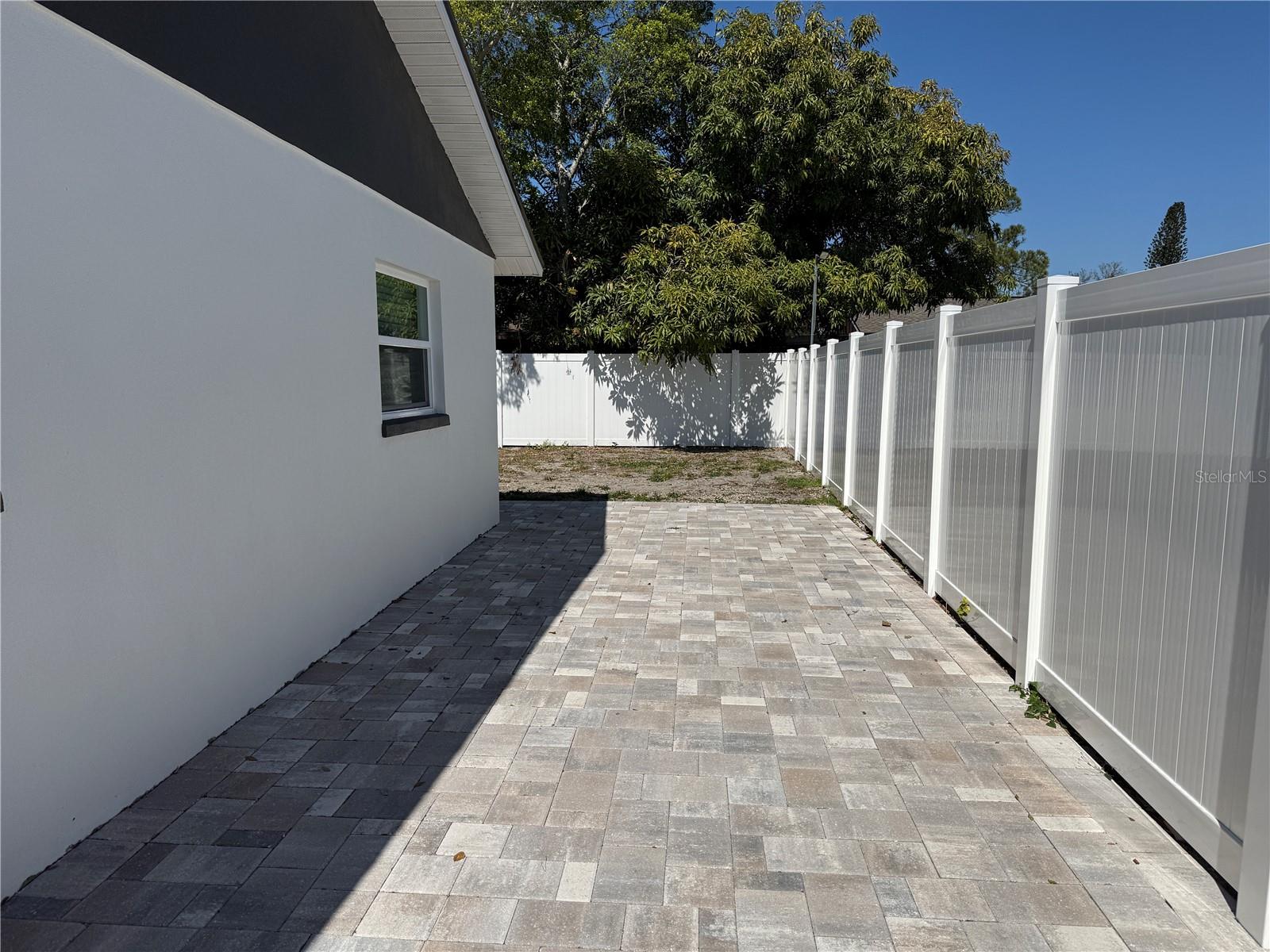 715 65th Avenue, Bradenton, FL 34207