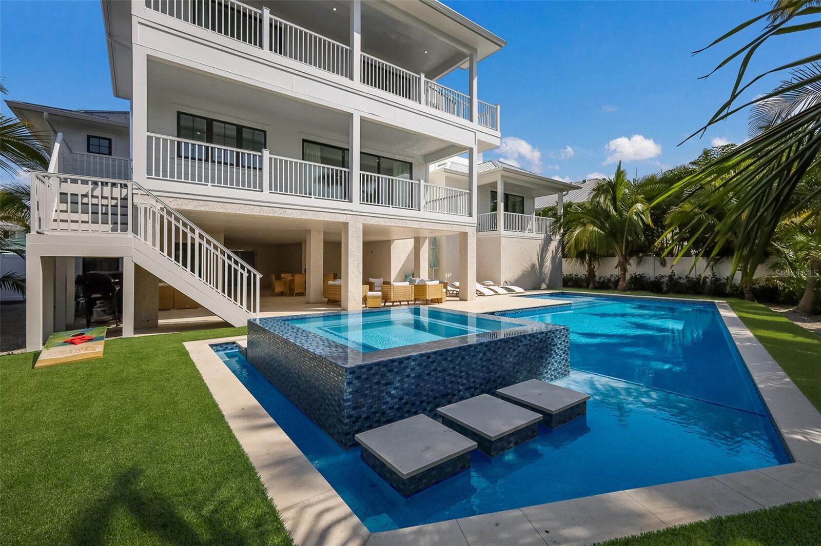 227 Harbor, Holmes Beach, FL 34217