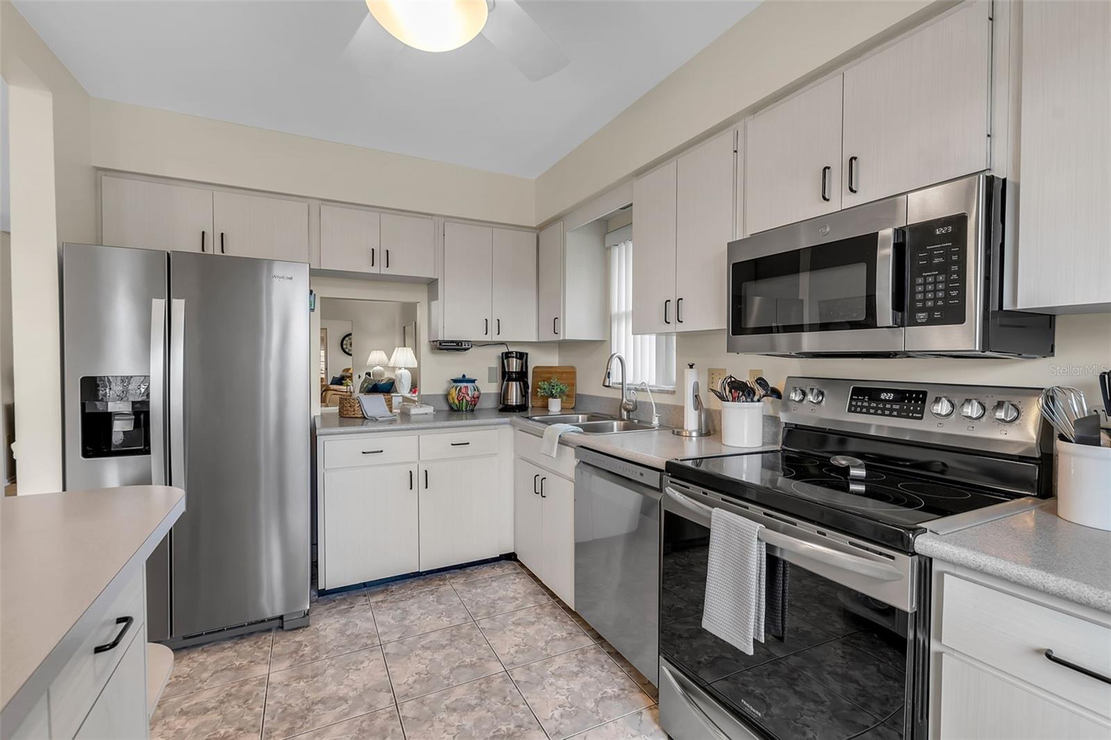3215 Mercer, Bradenton, FL 34207