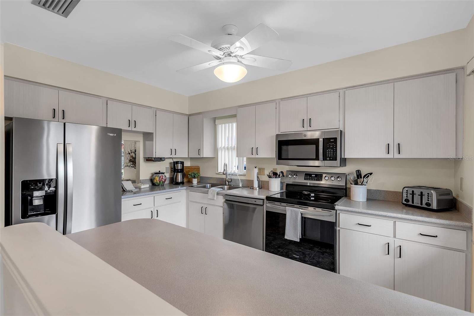 3215 Mercer, Bradenton, FL 34207