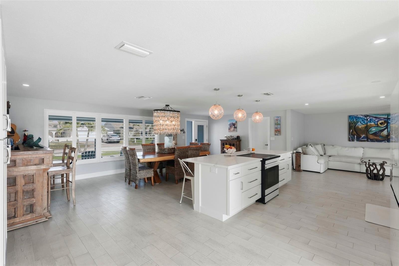 6420 3rd Palm, St Pete Beach, FL 33706