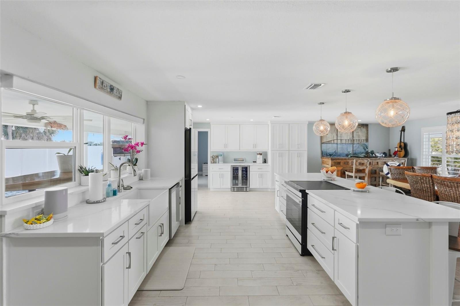 6420 3rd Palm, St Pete Beach, FL 33706