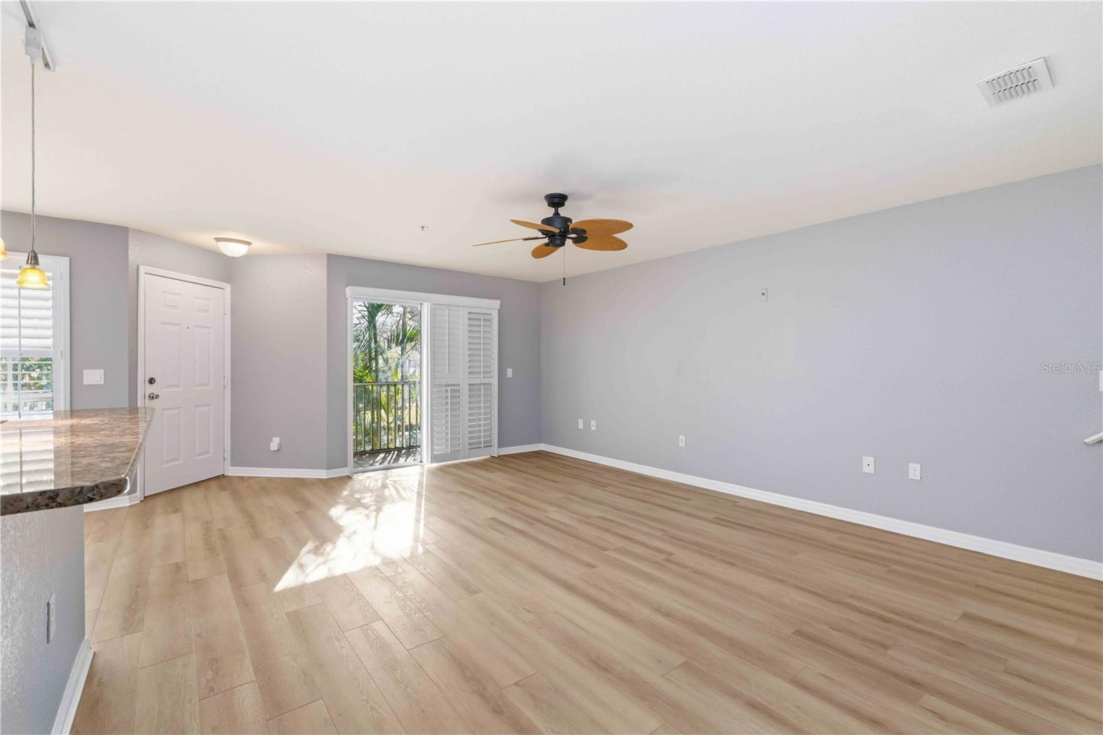 850 Tamiami Unit 630, Sarasota, FL 34236