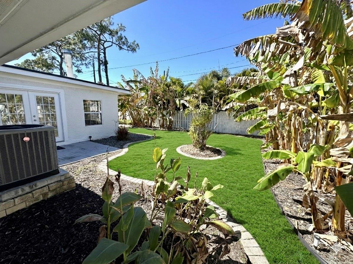 4518 Helena, St Petersburg, FL 33703