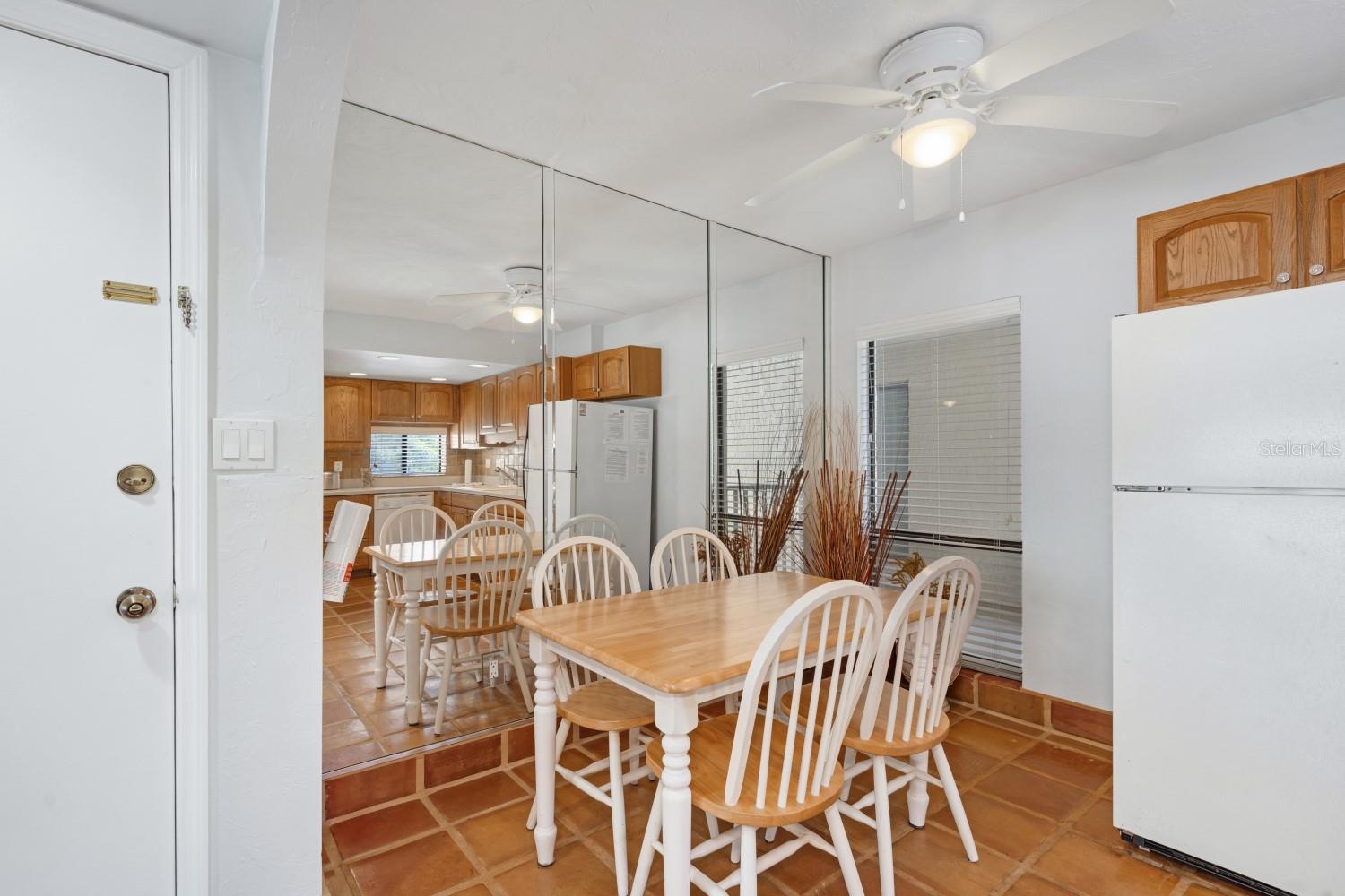 6157 Midnight Pass Unit E22, Sarasota, FL 34242