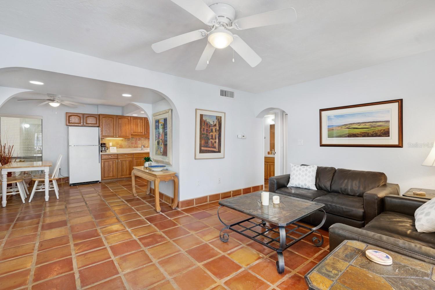 6157 Midnight Pass Unit E22, Sarasota, FL 34242