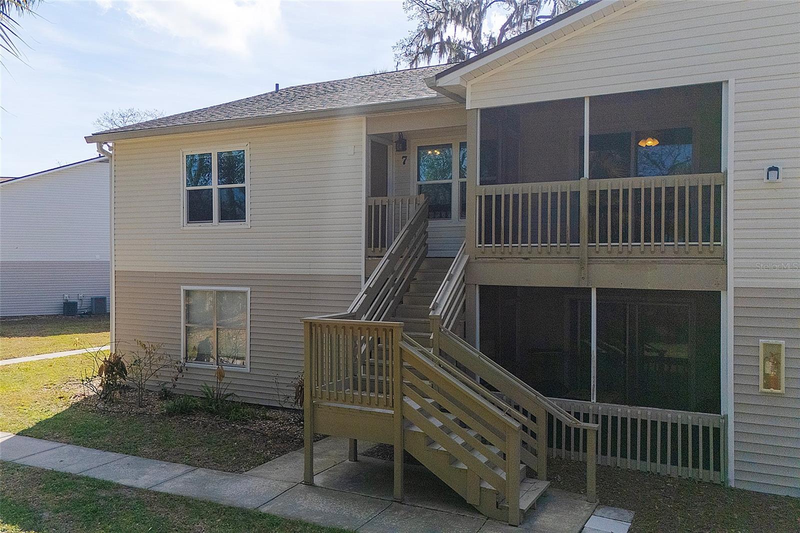 1600 Big Tree Unit U7, South Daytona, FL 32119