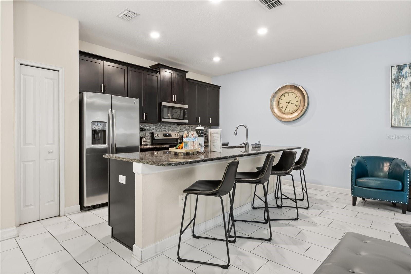 9075 Dogleg Dr, Davenport, FL 33896