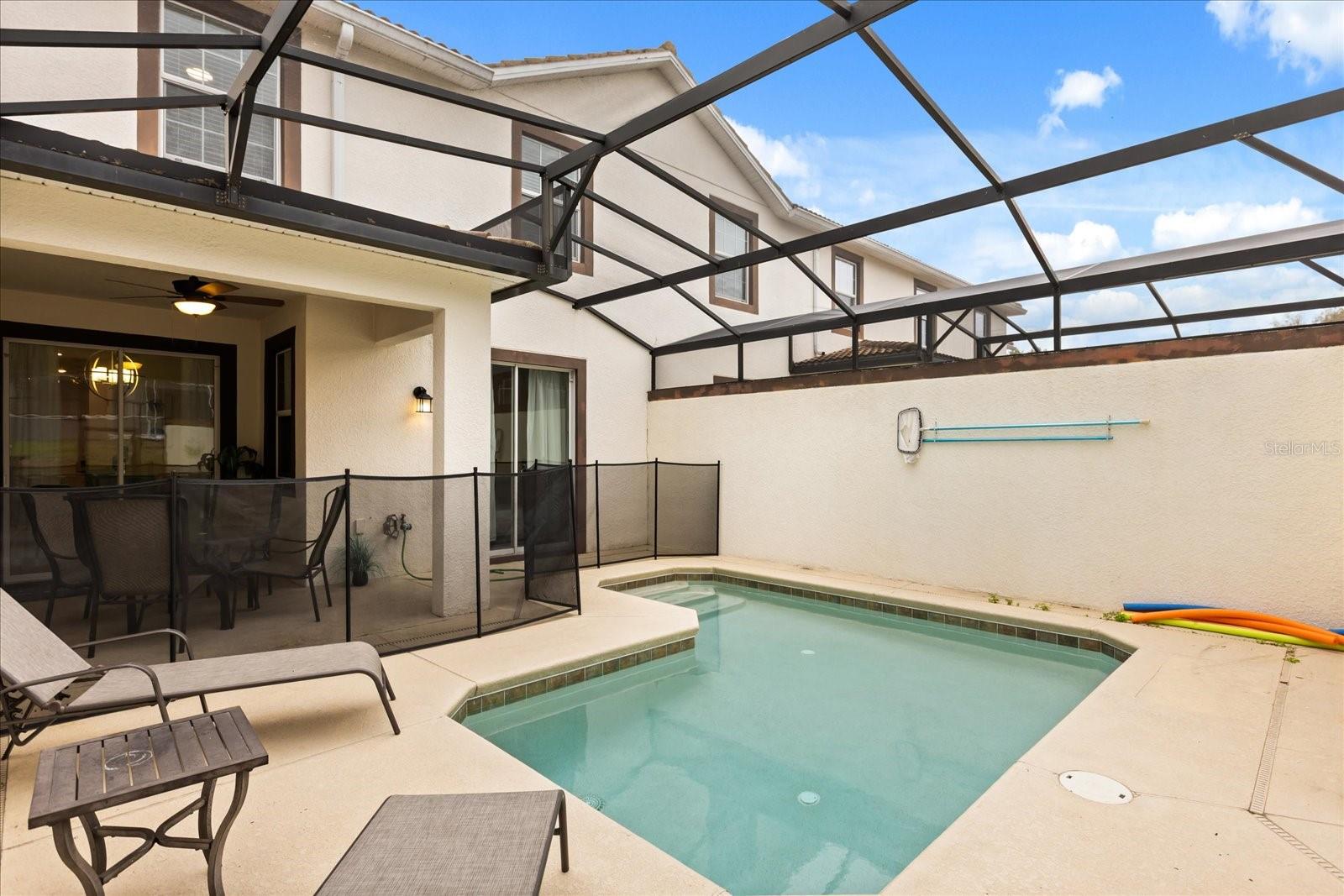 9075 Dogleg Dr, Davenport, FL 33896