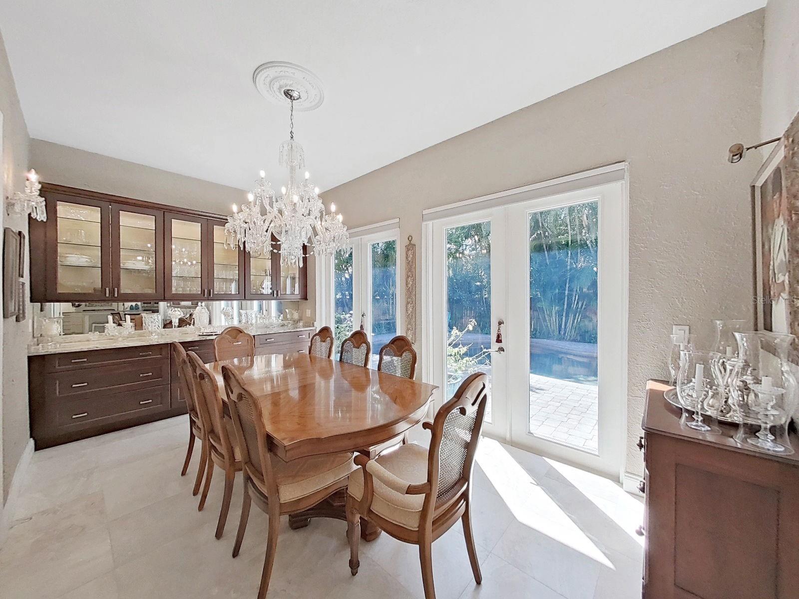 4833 Windmill Palm, St Petersburg, FL 33703