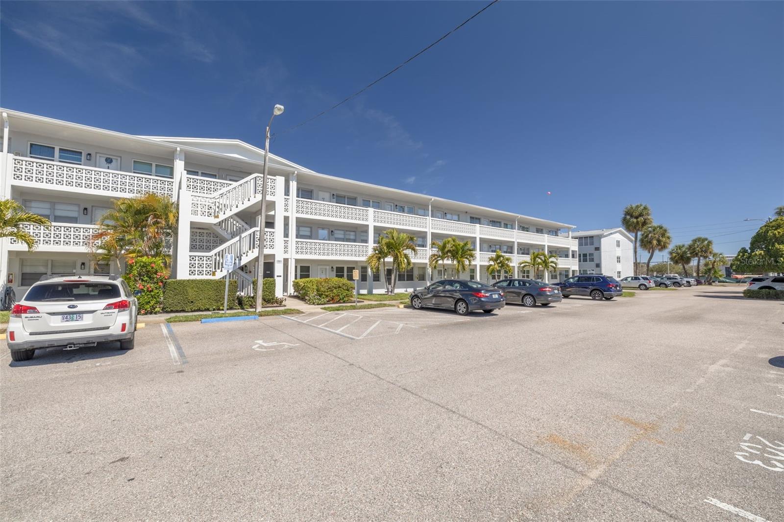 1001 77th Unit 112, St Petersburg, FL 33702
