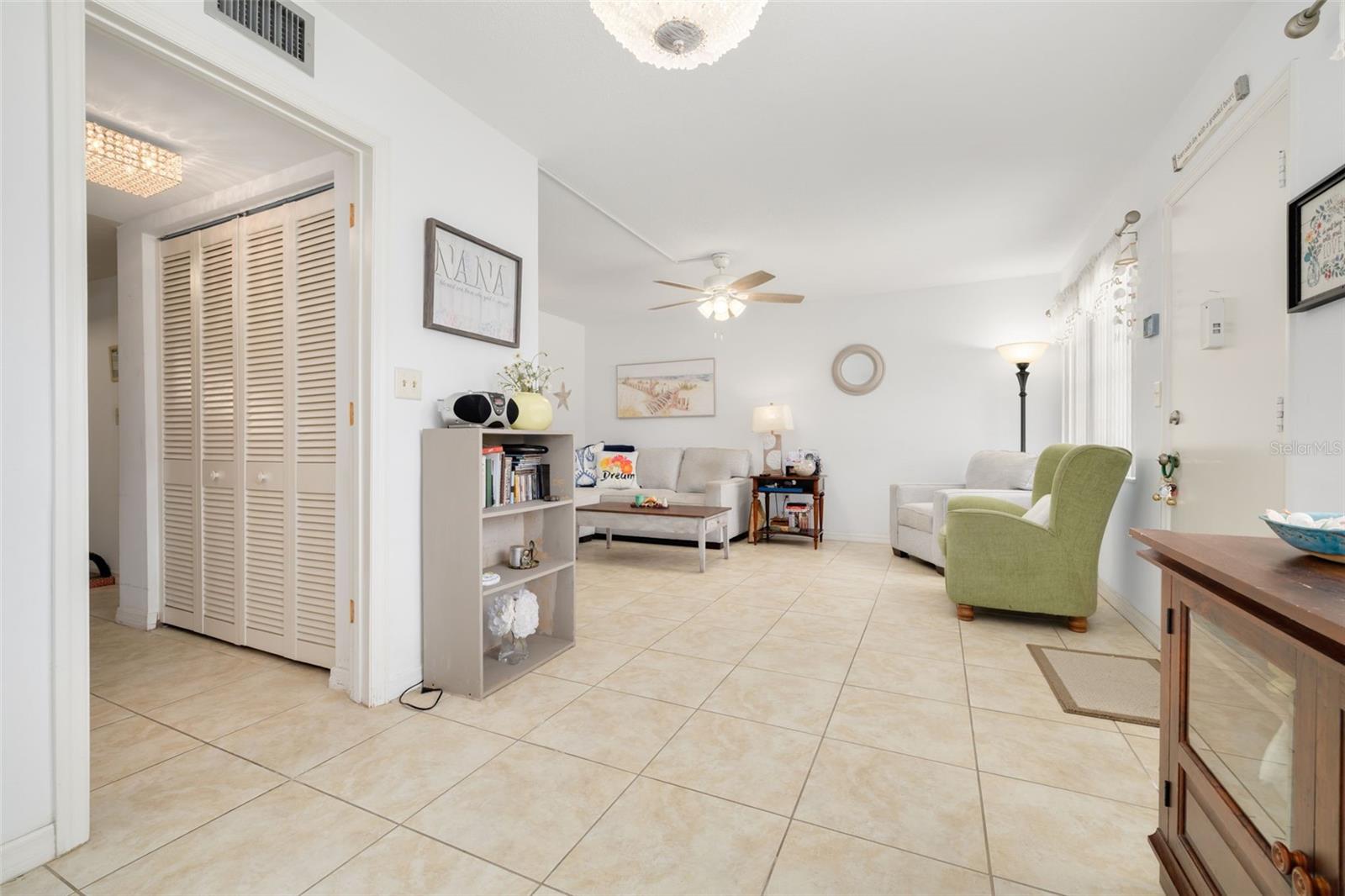 1001 77th Unit 112, St Petersburg, FL 33702