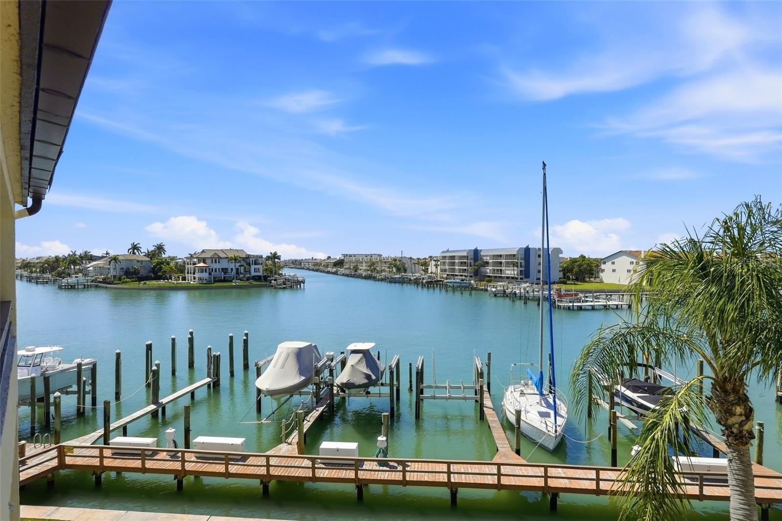 128 1st Street E. Unit 102, Tierra Verde, FL 33715