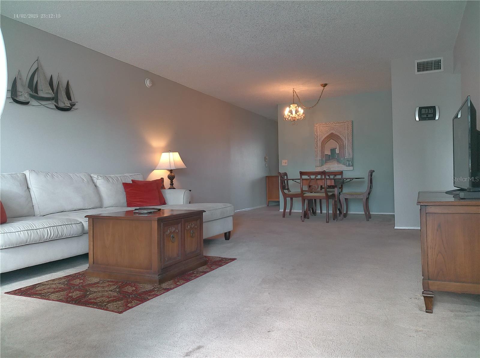 2456 Ecuadorian Unit 38, Clearwater, FL 33763