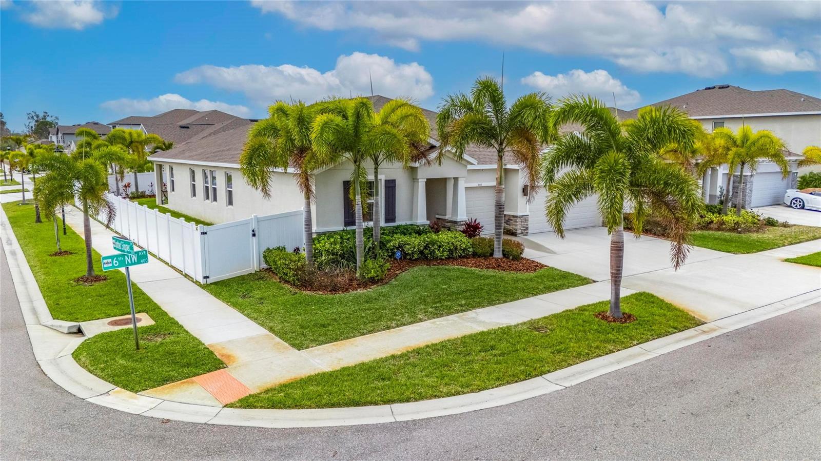 446 6th, Ruskin, FL 33570